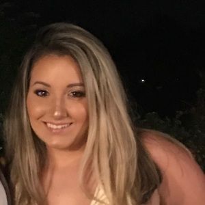 Meet your Posher, Deanna